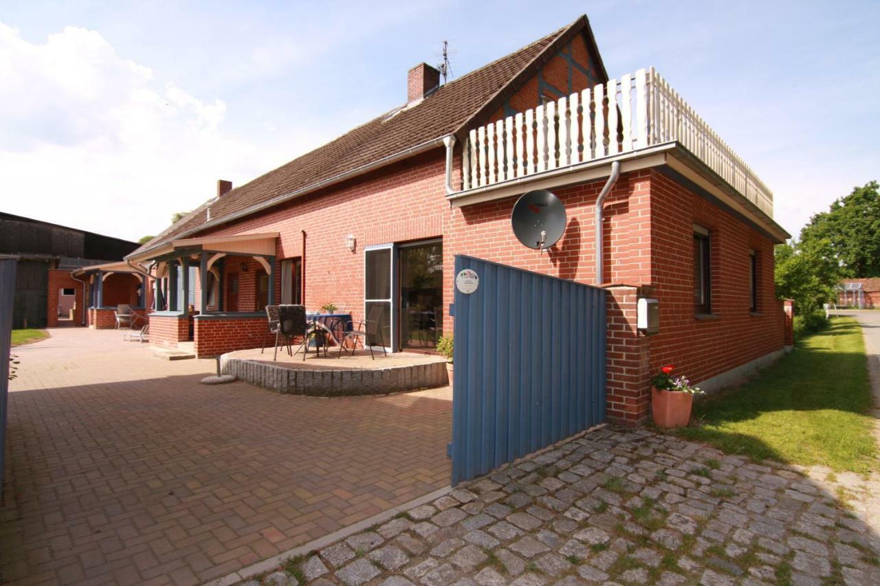 Ferienwohnung Am Storchennest Schnackenburg Екстер'єр фото